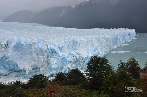 A grandiosidade e a força do glaciar Perito Moreno, no parque Nacional Los Glaciares, região de El Calafate, no sul da Argentina